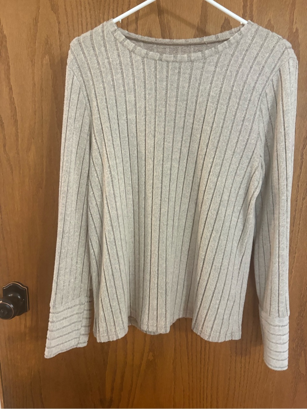 SHEIN Light Gray Ribbed Crewneck Sweater
